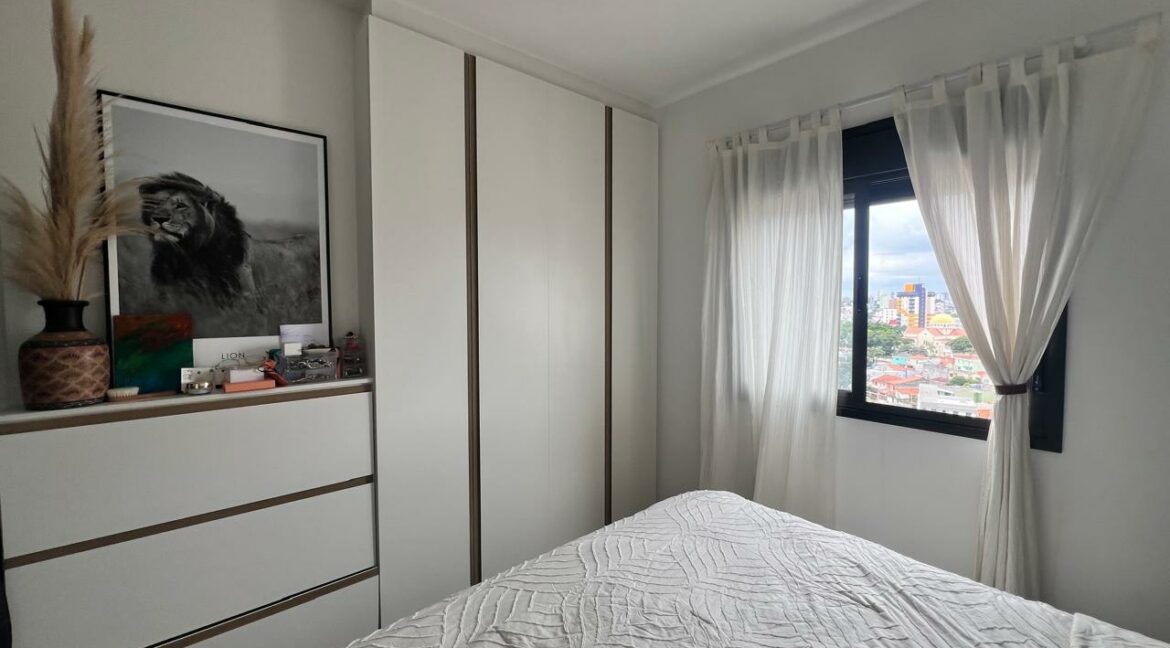 8f885373-74f7-421f-83ac-3122af6b9249