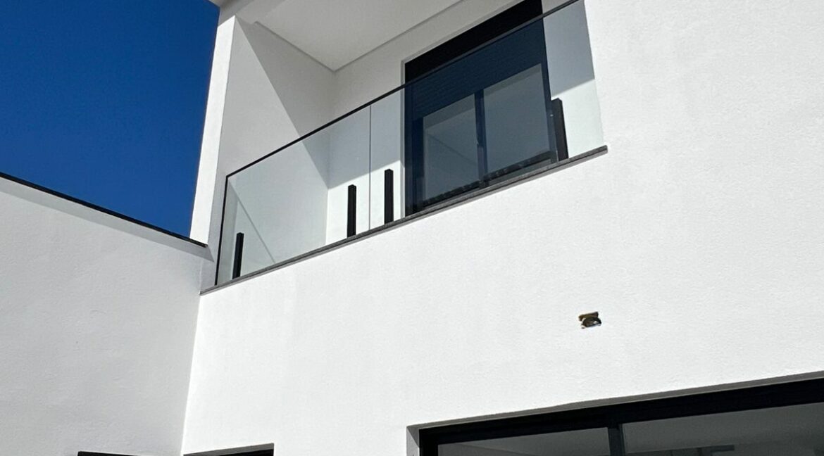 39d60983-ab13-41be-9cd5-47e2b2e9180d