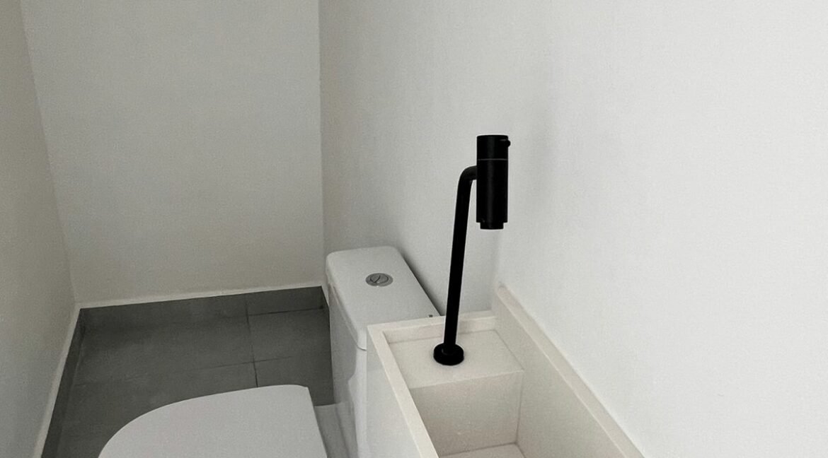 9b51b614-f9ed-4733-9a6e-932245432482