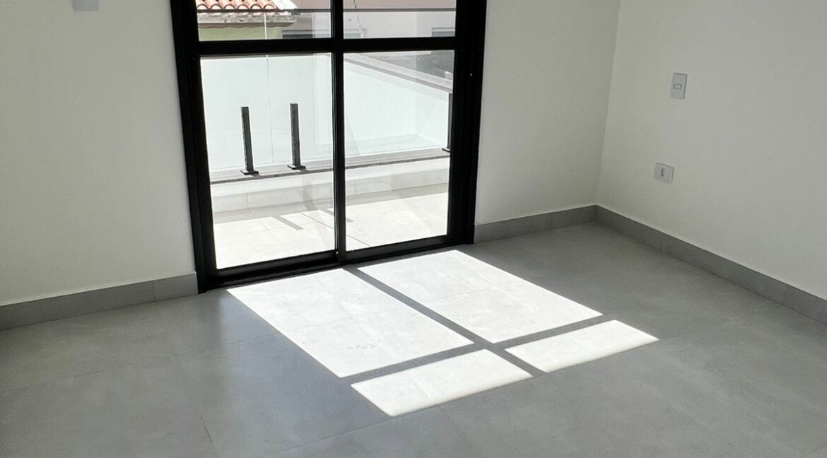 afb76732-54ee-45c9-9efe-6b5fe9dc7334