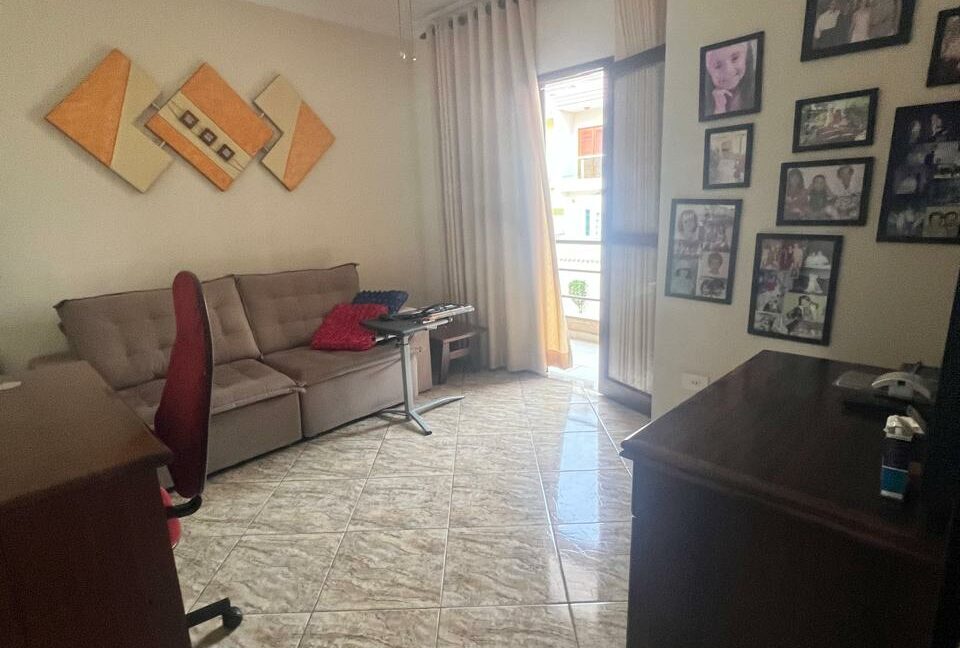 b9a158b9-d673-4608-ac3d-d50aba392dc7