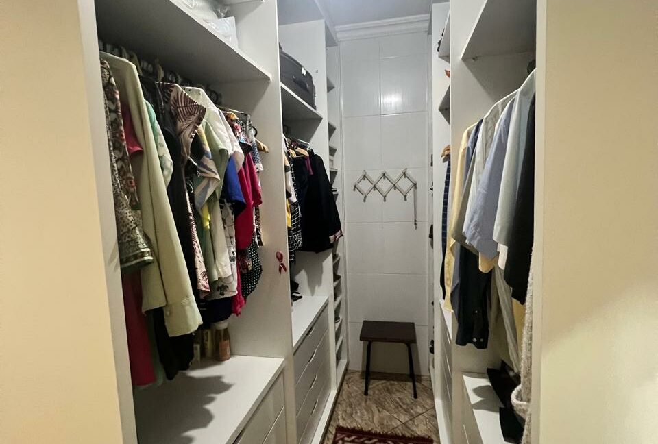 c9b745d3-9cf2-4628-96c5-f57cebbb1b5d