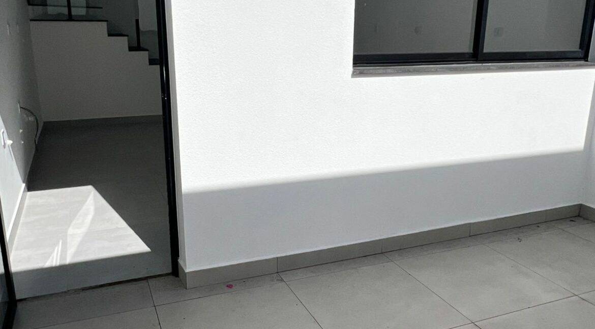 ff09678f-ec25-4c43-9aeb-f1ba26a8f930