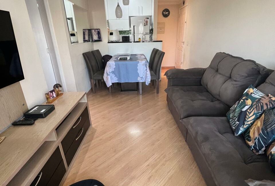 ff261820-45af-44f9-a231-a42c2ef61994