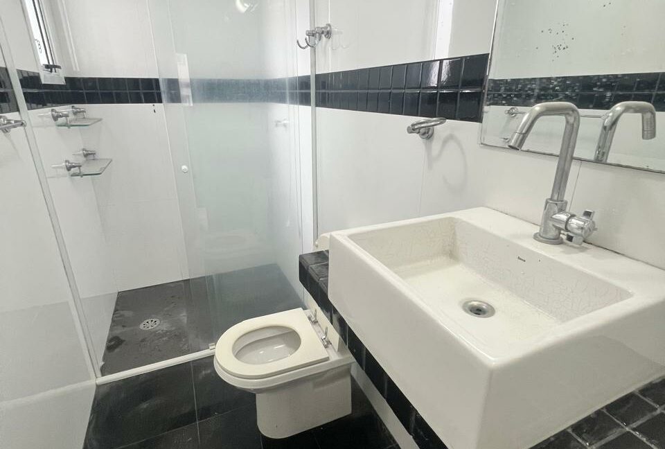 0b28b8f7-9086-4709-8a04-2fc84b420dbf