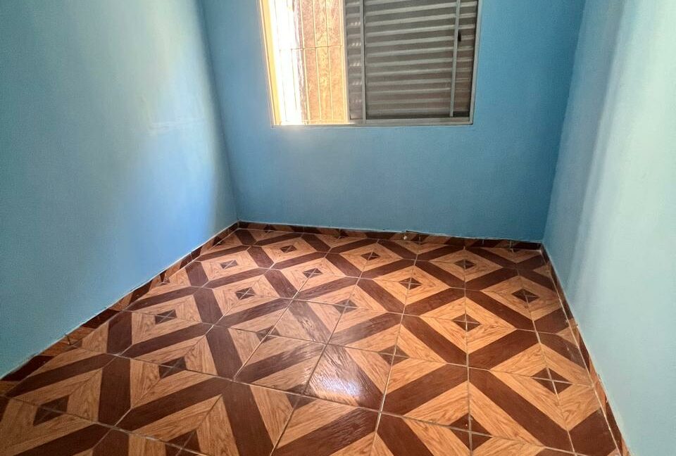 d9a886f0-b9fb-4b41-8d30-10f979a60571