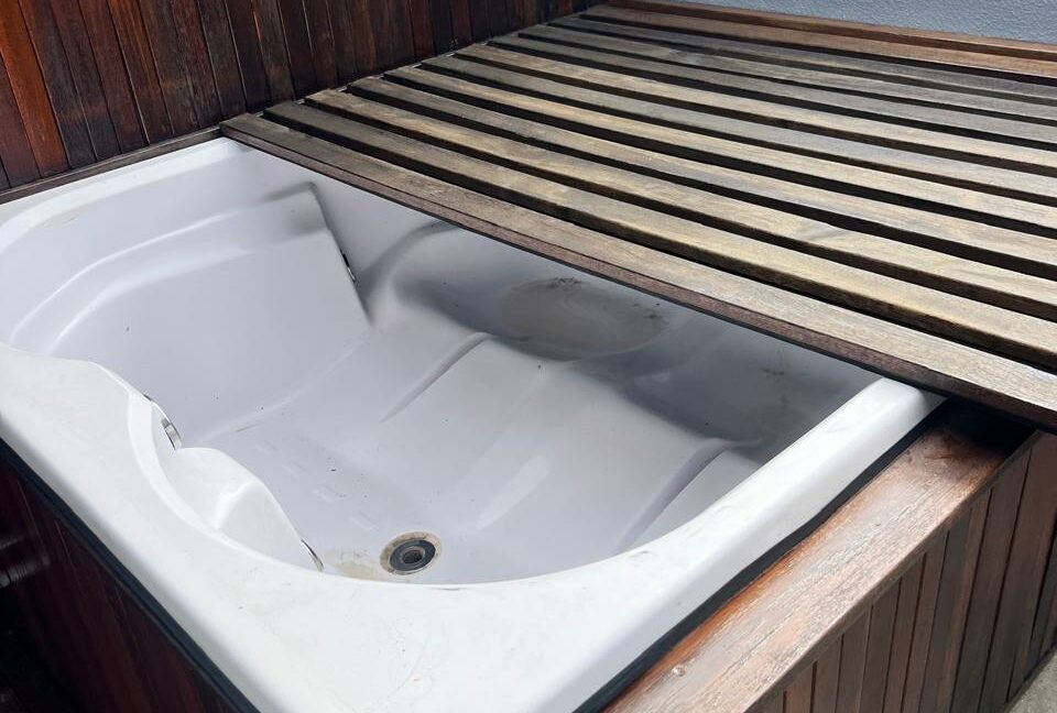 dd5b6317-874f-4912-8ad9-04cec9b94afb