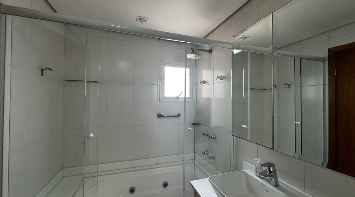 56874449-1b58-49d9-b047-b9b7e2f95e9a