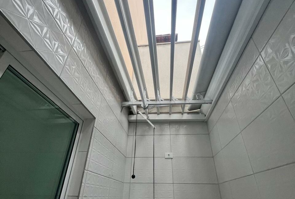 9f300ce5-c2a4-4559-94dd-3bbeccf37c67