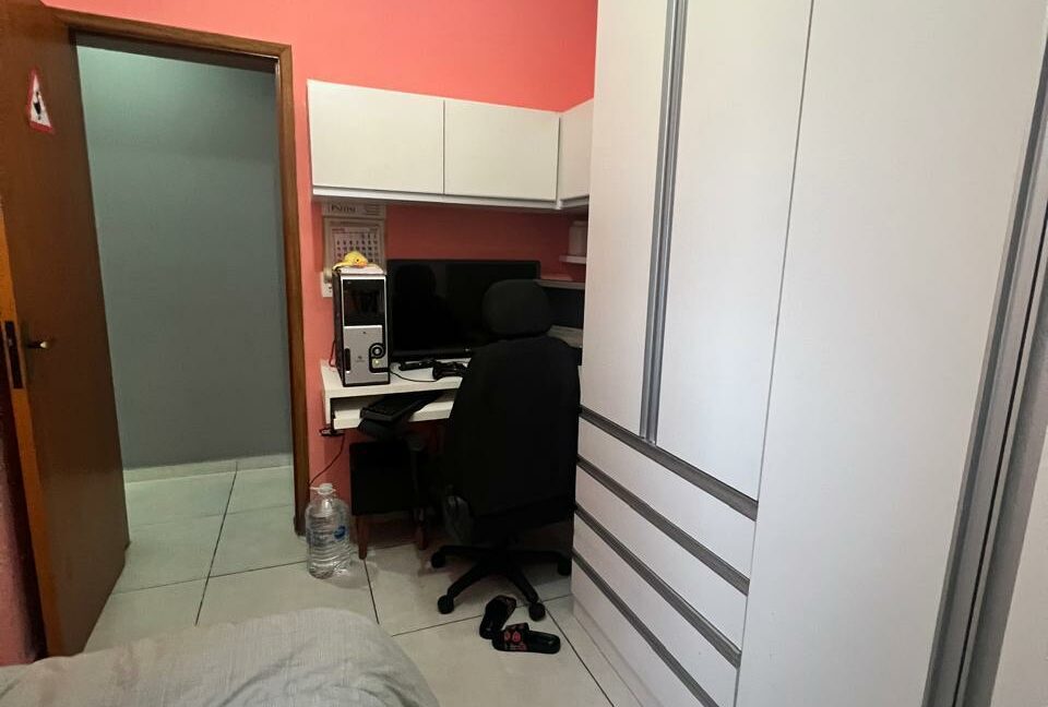 b625e75b-c1f7-4b61-a976-7ef0f334b64f