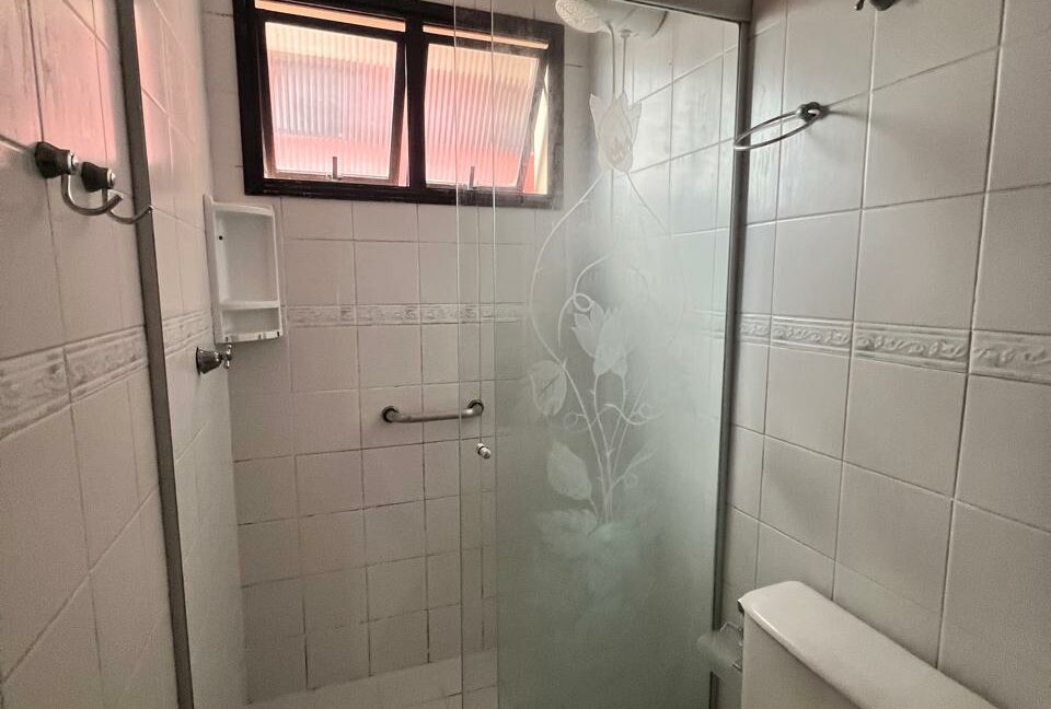 c7733c08-49f9-4a4e-9d50-1b0022d33939