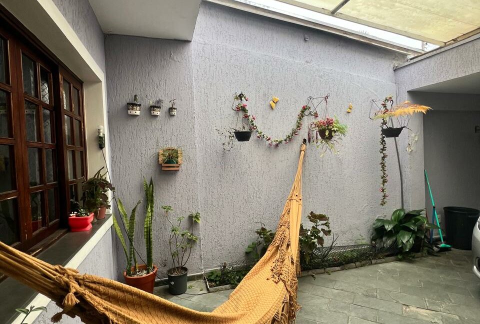 d9c809b2-d561-4155-90d3-4b9938f75974