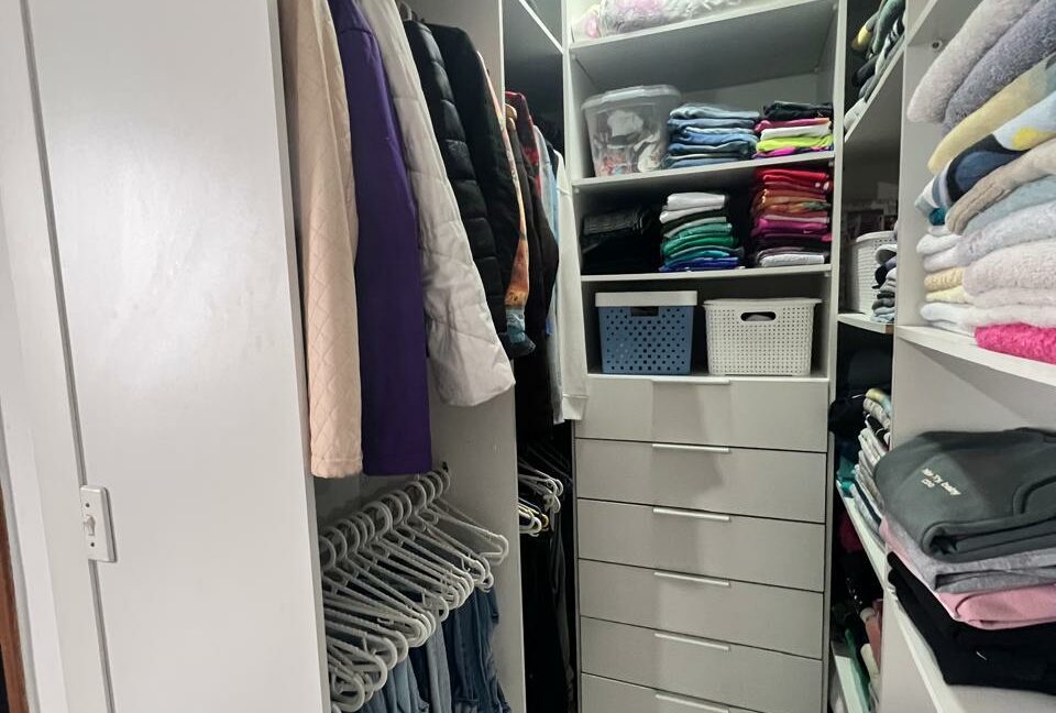 e27a56e1-7026-4ac5-b868-60cc9cfb0406