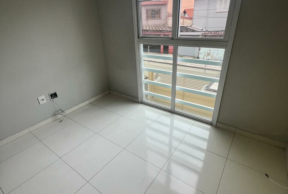 e8fb457d-b5c0-46ff-884a-e2bc15f7b734