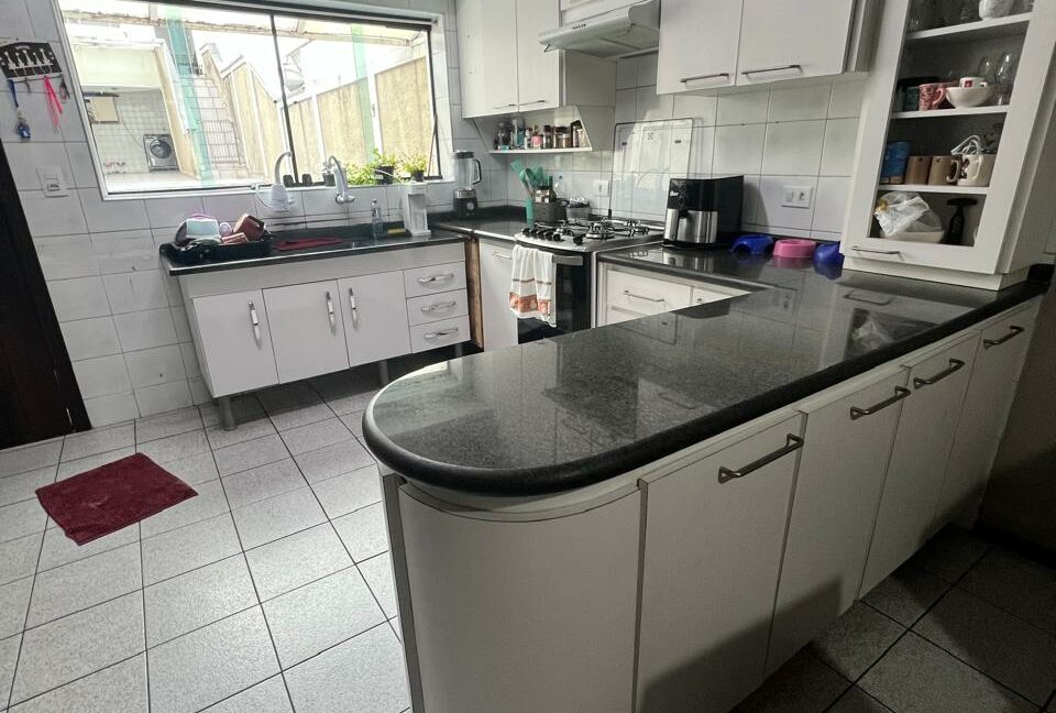 ece1a3dd-5de4-4c1b-b4e3-f2fa783825a6