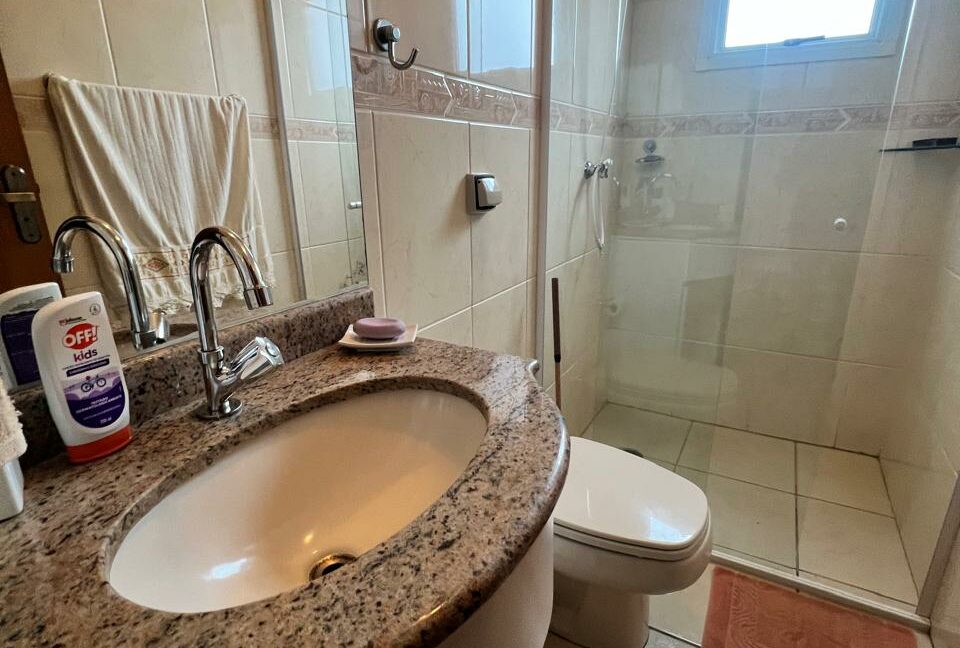 f12cb959-d5d5-40d2-b3ea-89e73f069116