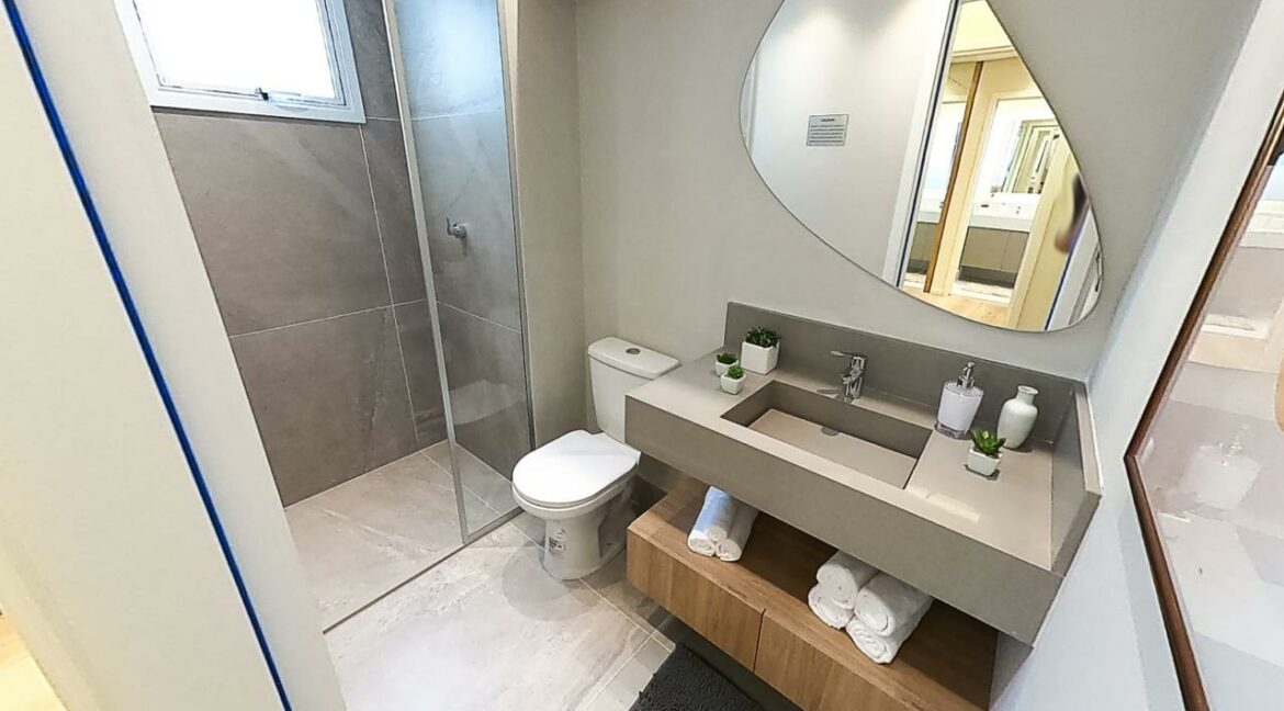 3005e5a4-1584-4c49-a8f4-b33c46a2d561