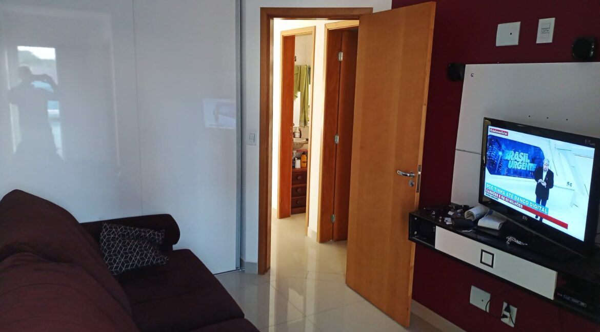 5404cbe9-c155-4747-aab4-5f3c5f15f81f