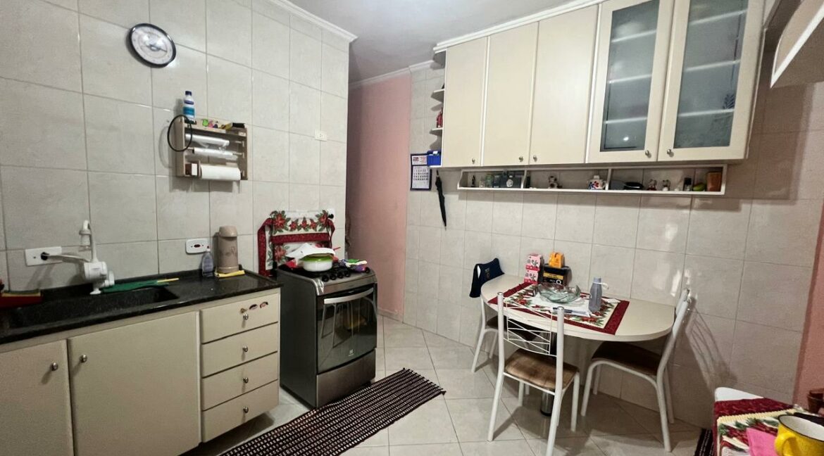 64d6b1c5-0626-4964-94c3-f61ec32cced7