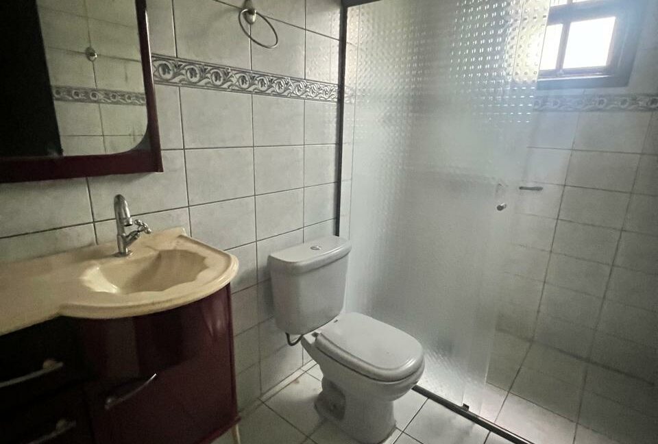 93bc5a05-434a-45fe-8f55-747a869d3988