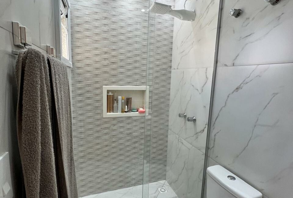 9fbc65db-b20f-40a3-81bf-5c038dc7824b