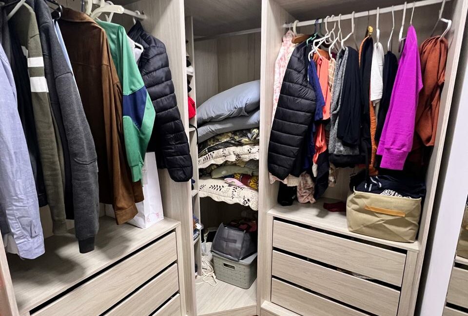 a4d7ffb0-9d6f-4989-bc8b-c51ae63ea941