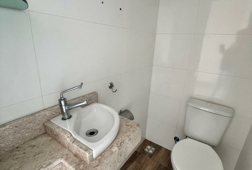 a6f3d184-6746-4fd5-ba6d-b9e8740bcf34