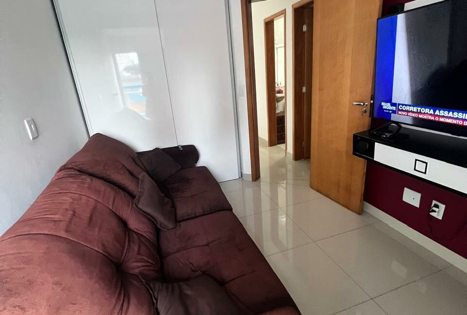 b077f9cf-9474-4a65-bcd3-42fcfeb29c0b