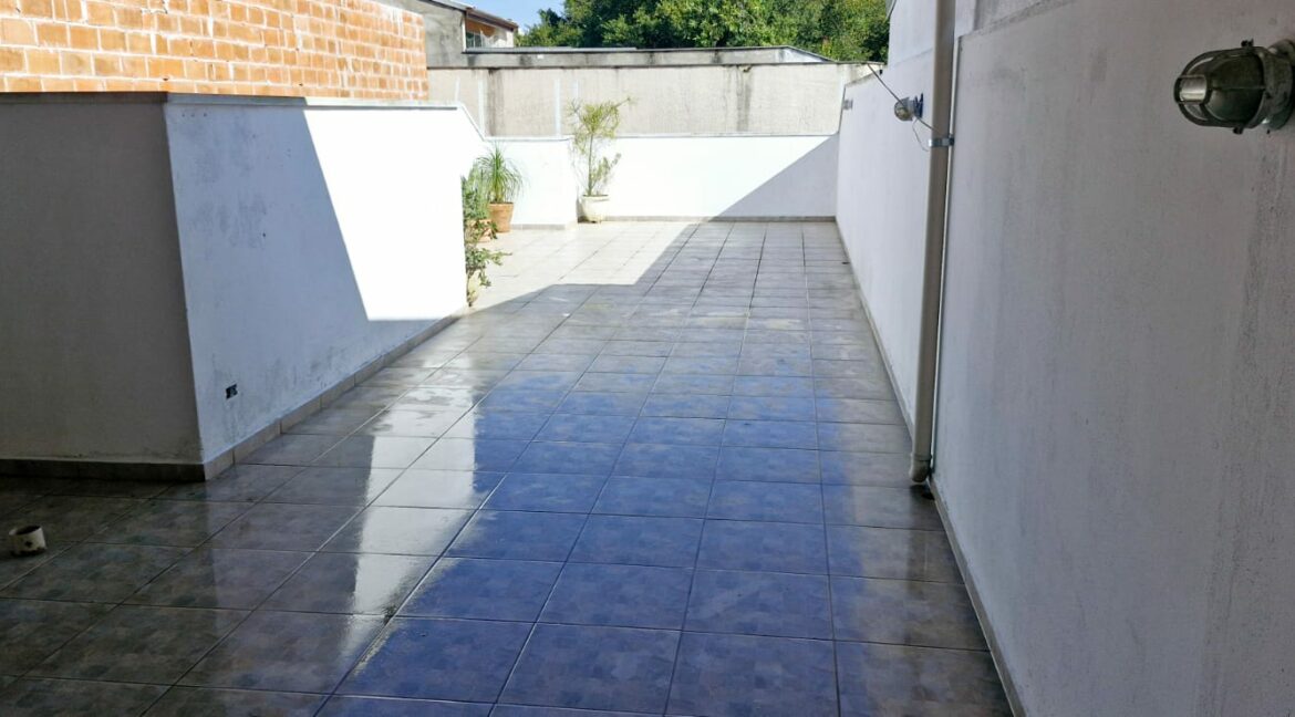 b55e874b-9c70-4075-8d86-ef657f94e36f