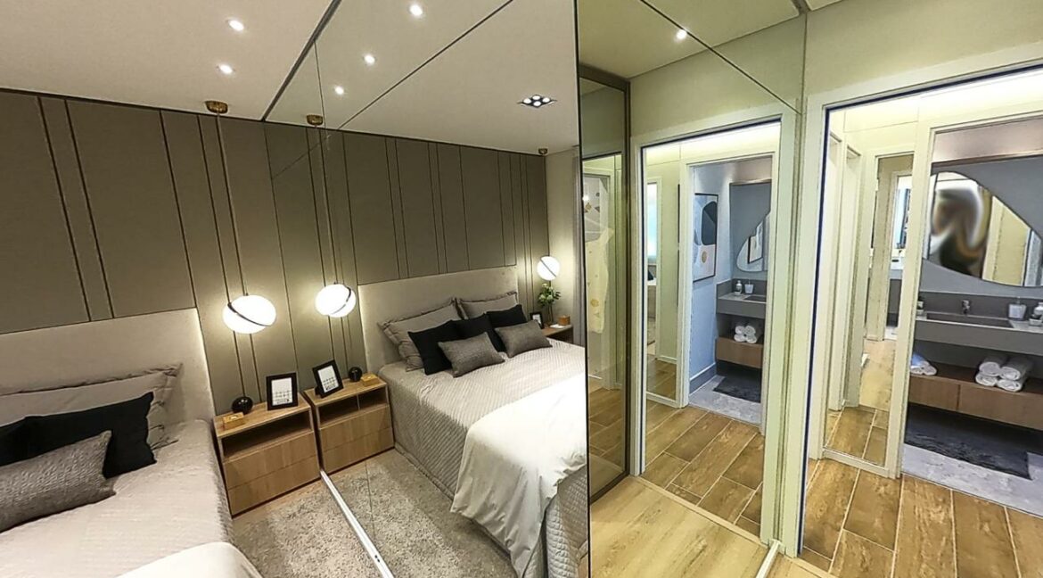 c7675c56-60d8-4be3-8f87-d81fa9370404