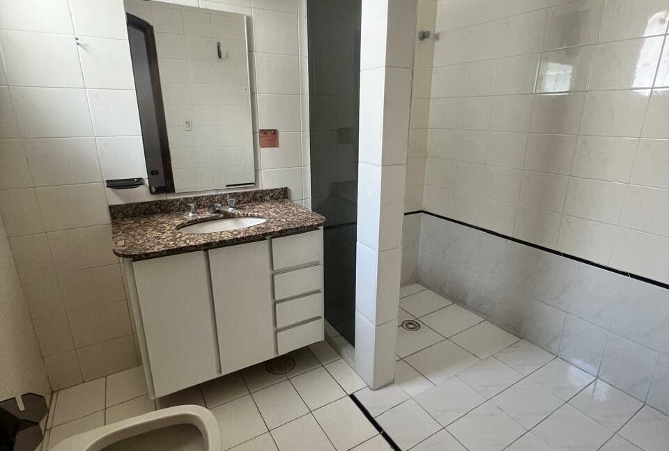 c851c004-5336-47f3-ba81-a77983a63f2c