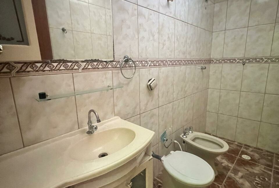 cbc6f2b4-4e7f-4d04-9795-47b1318edc2f