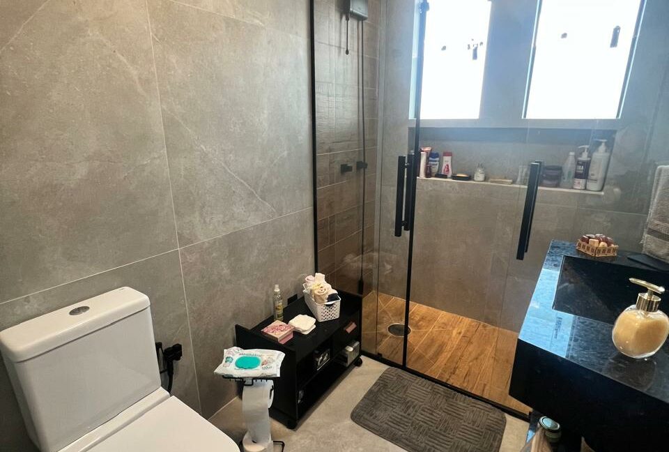 08b23df2-ea87-4ef6-a174-970d165951bd