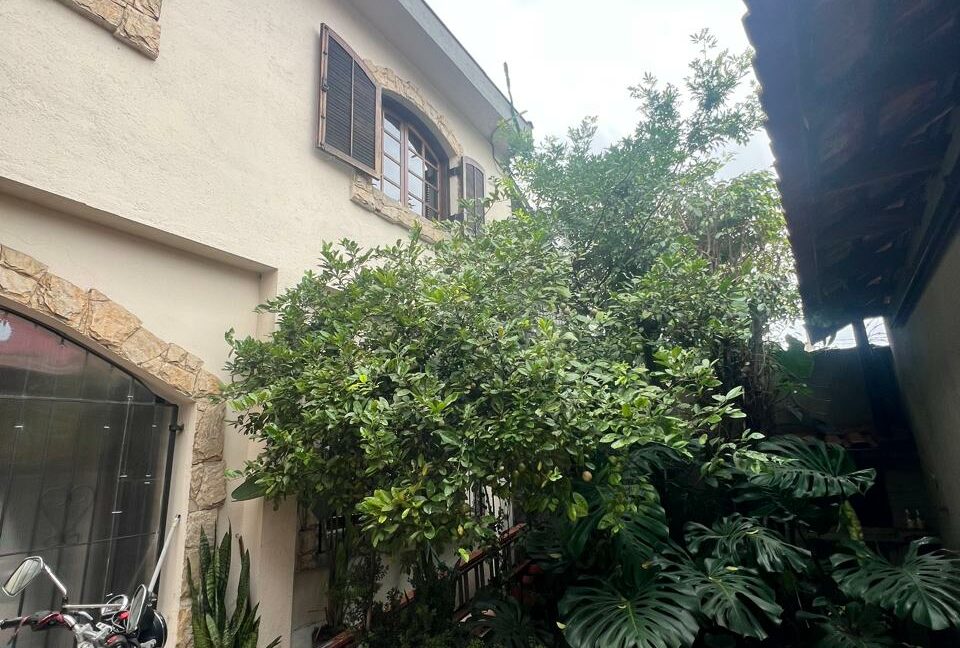 c7c72b62-c759-4416-99d4-fed4b170a18b