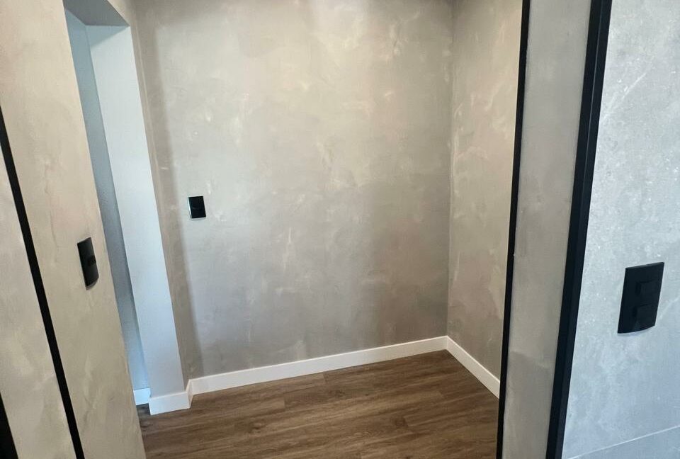 e016271f-a08c-41dd-8143-55479c0d9d6c