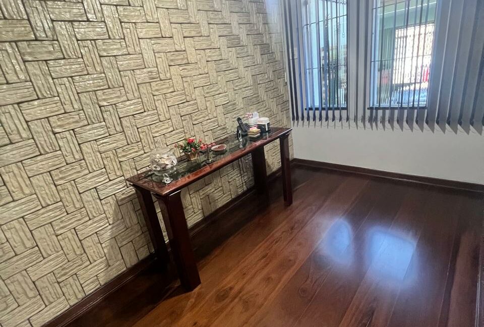 e6436952-82db-4078-8415-3f6dc9f8f306