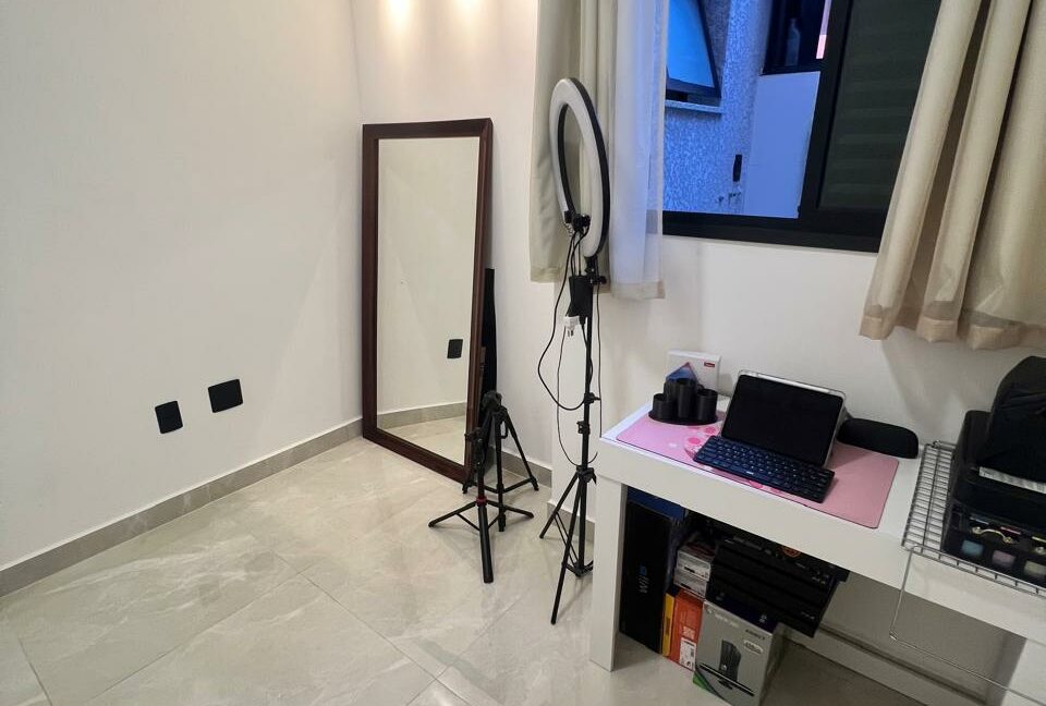 0faa561e-bc6e-4c64-aebe-3c10838a7797