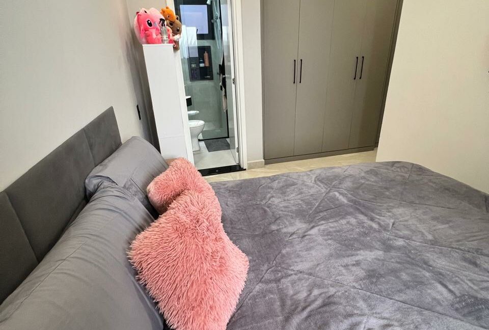 610c6435-fec2-496a-8fda-e1cc291781d2