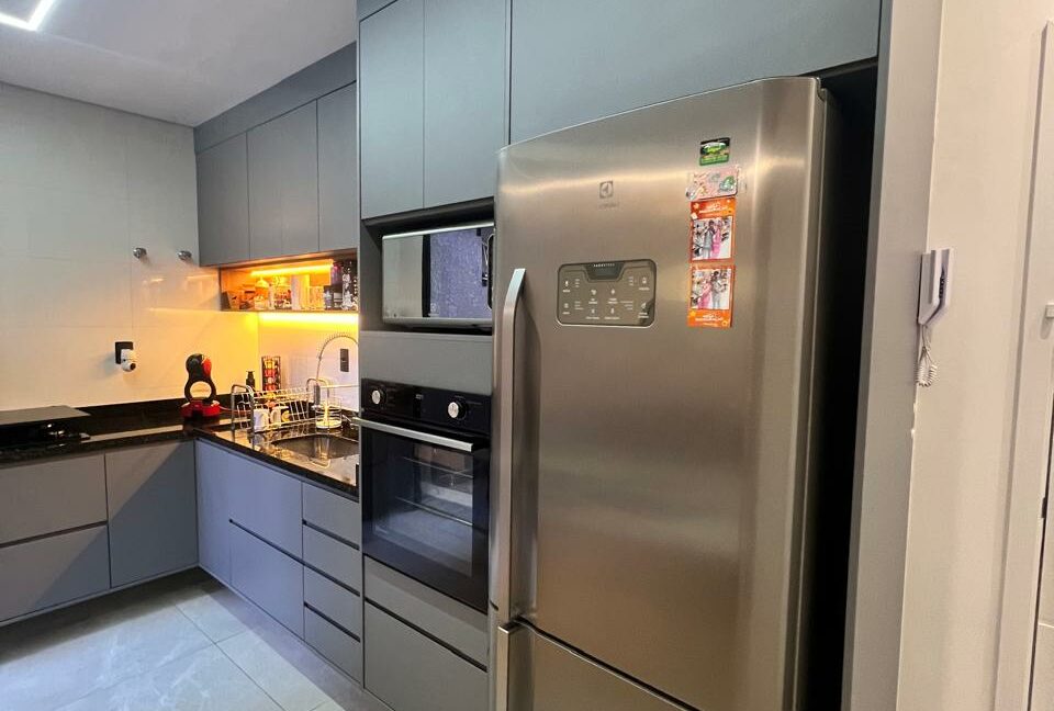 c940a17b-da2f-456a-a836-0749f2b5b03f