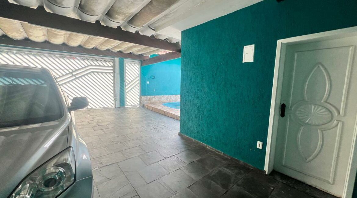 f06082eb-cad2-4008-bf8a-c9648bf6b03b