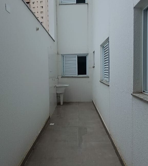 b03d3c44-5aa9-4b14-8b9f-803a3176d30c