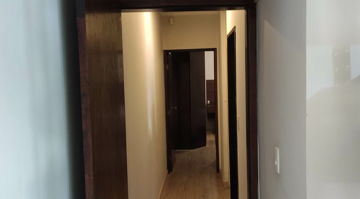 12 - Corredor Quartos (1)